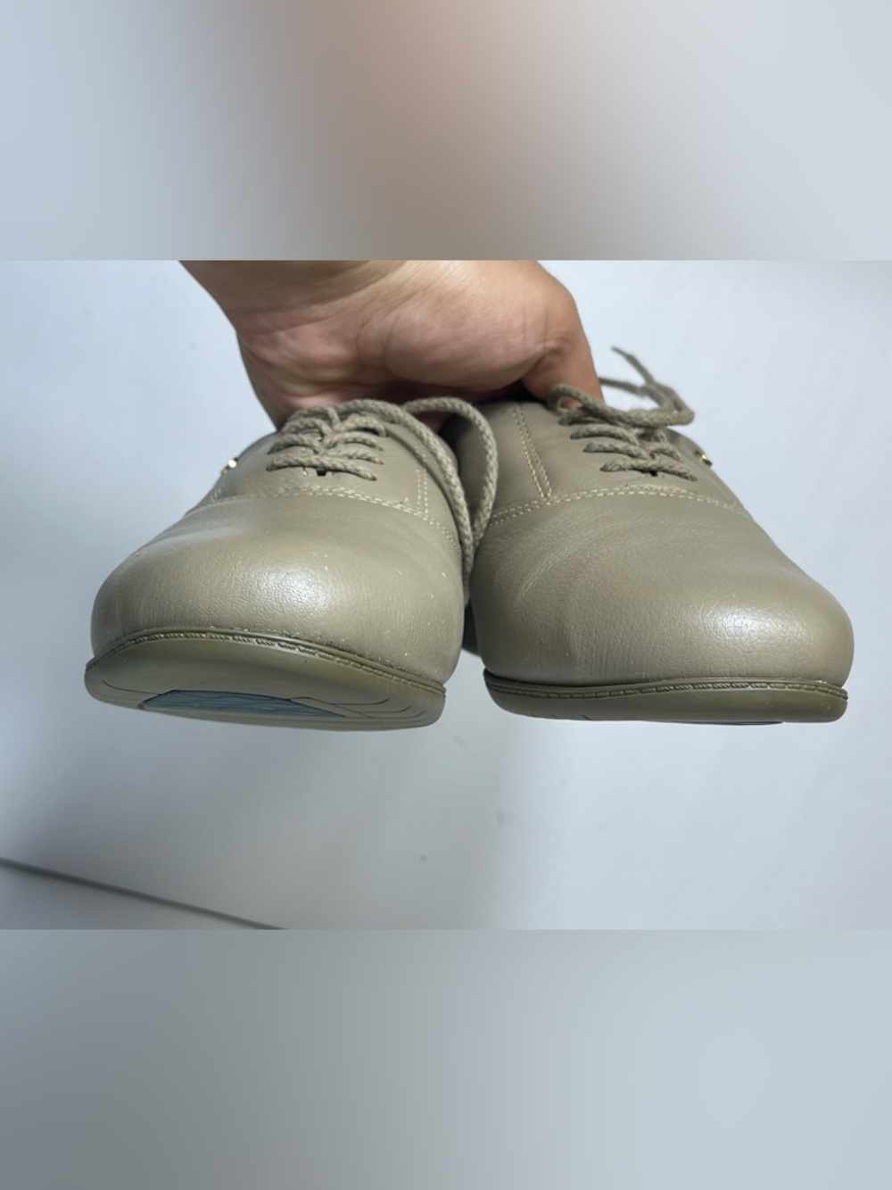 Easy Spirit Women's Taupe Lace-Up Oxfords - Picture 6 of 9